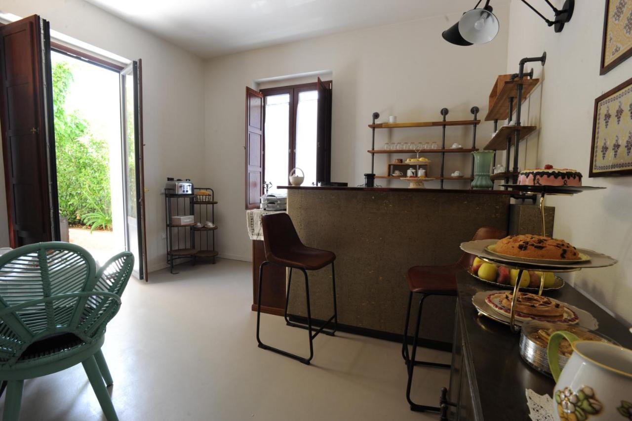 Palazzo Scura Bed & Breakfast Vaccarizzo Albanese Luaran gambar
