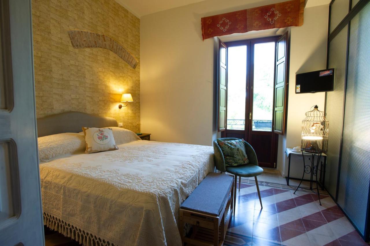 Palazzo Scura Bed & Breakfast Vaccarizzo Albanese Luaran gambar